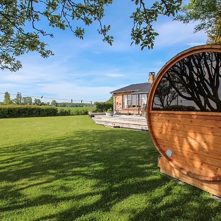 3 Bedroom Gorgeous In *